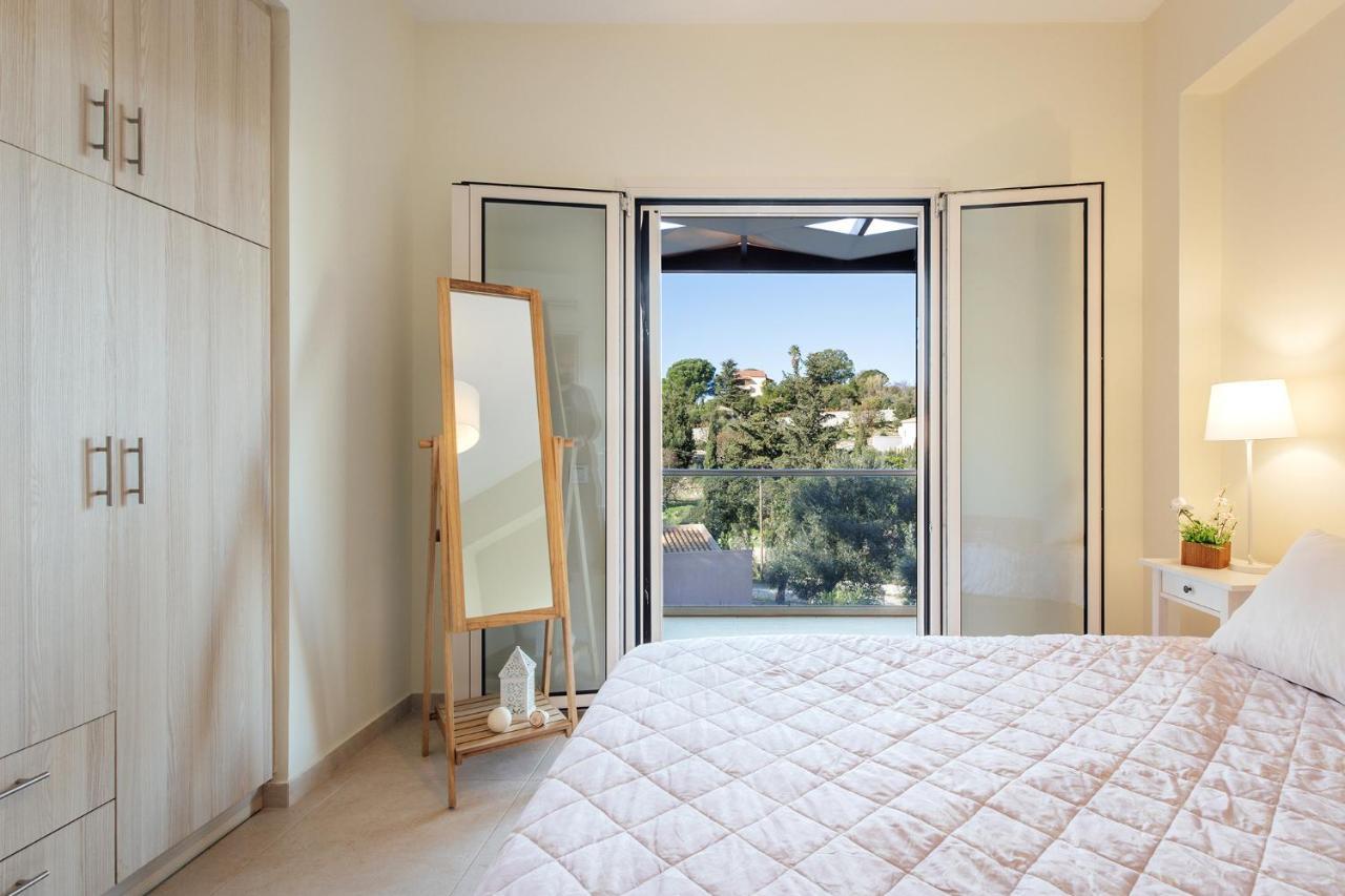 Villa Breeze & Villa Coco By Konnect, Avlaki Beach Kassiopi Extérieur photo
